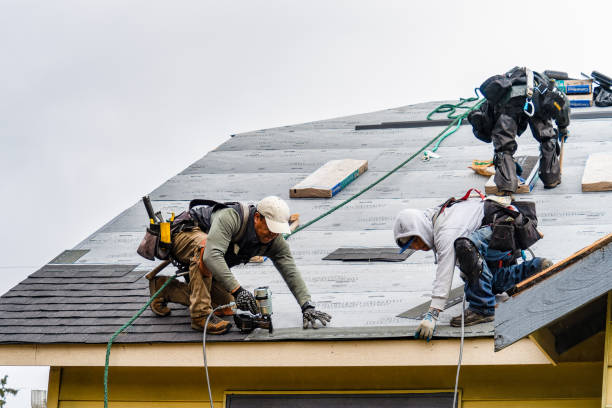 Professional Gutter Installation technician working in Salem, NJ